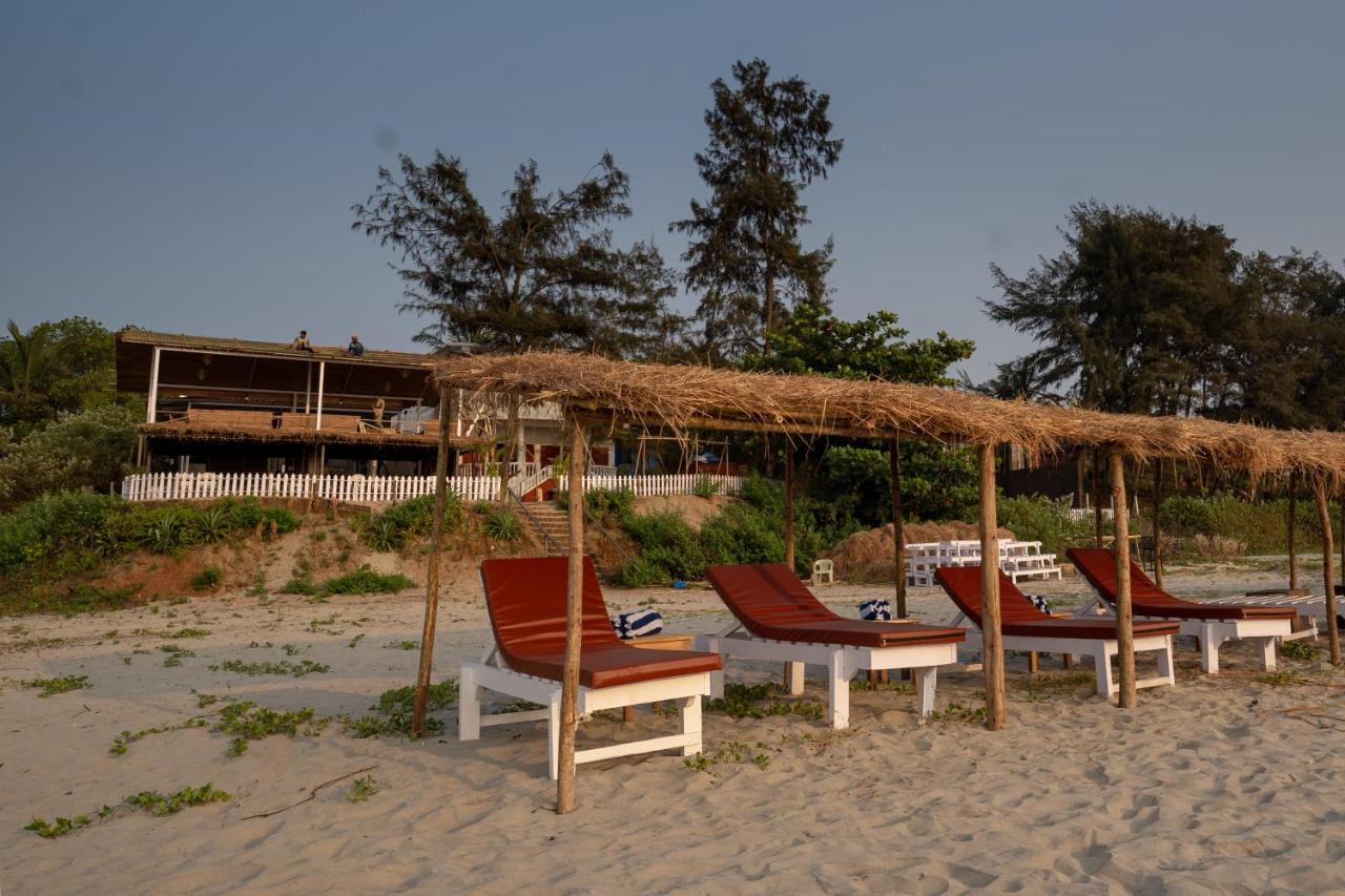 Woodpegger By The Beach, 만드렘 외부 사진