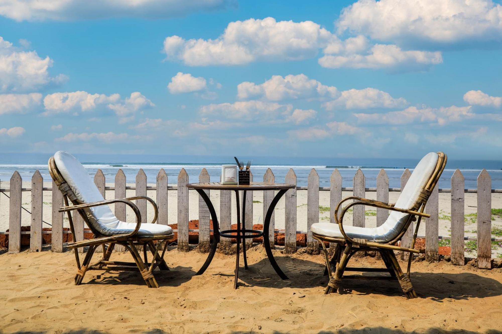 Woodpegger By The Beach, 만드렘 외부 사진